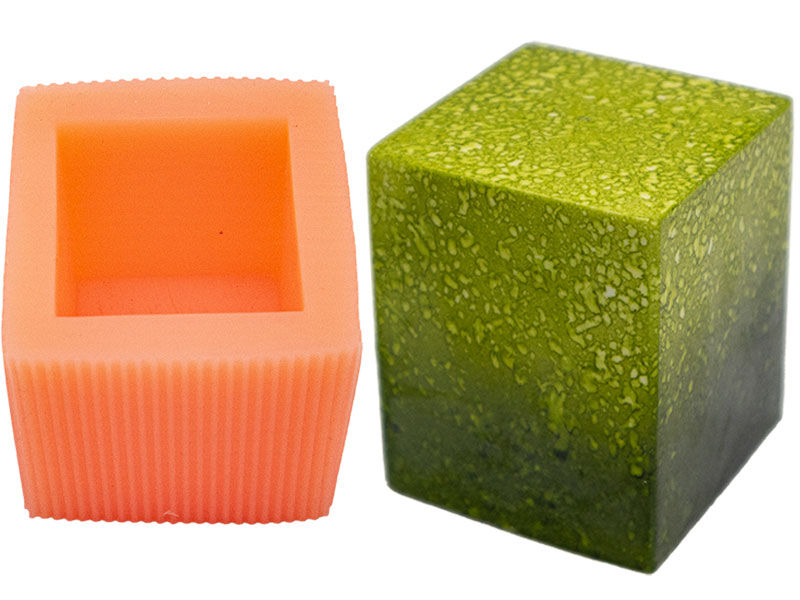 3 Boyutlu Küçük Dikdörtgen Silikon Mum Kalıbı M-229 - 1