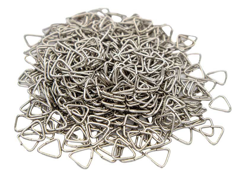 Gri Kolye ve Anahtarlık Ucu Üçgen Kıskaç 1 KG - 1