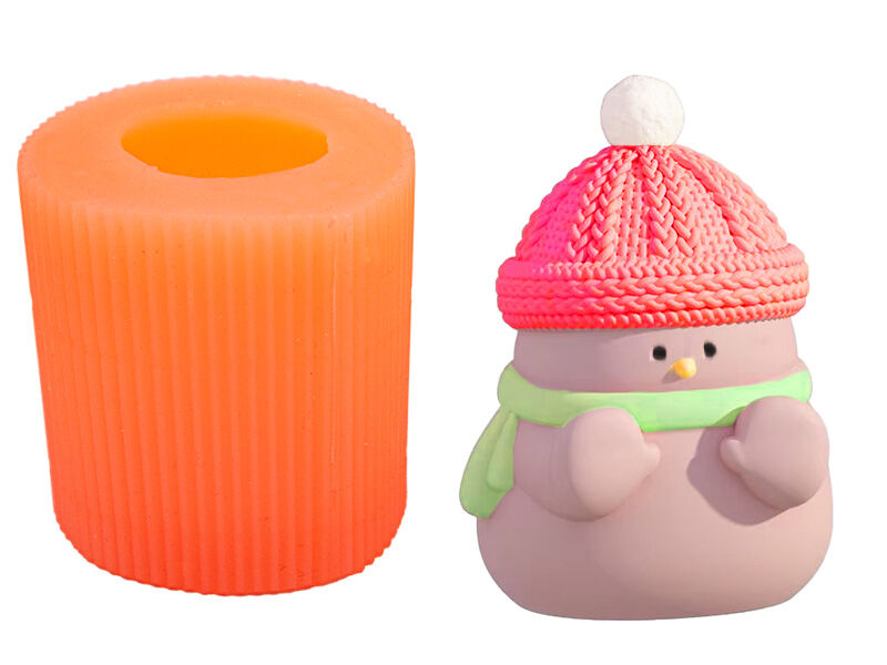 Üşüyen Kardan Adam Silikon Mum Kalıbı M-308 - 1